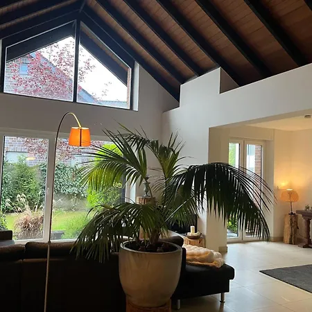 Ruhiges Haus, Nah An Waeldern, Duesseldorf Und Koeln Vakantiehuis