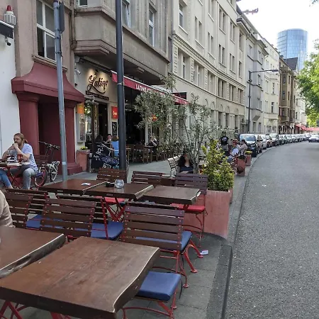 Ferienhaus Ruhiges Haus, Nah An Wäldern, Düsseldorf Und Köln Korschenbroich