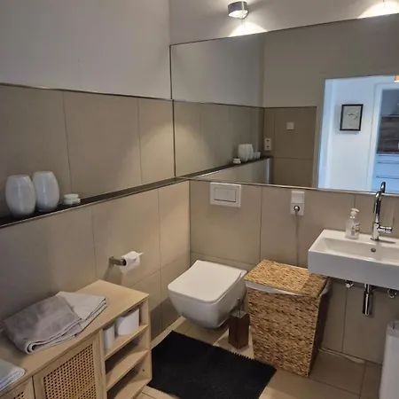 Ruhiges Haus, Nah An Wäldern, Düsseldorf Und Köln Ferienhaus